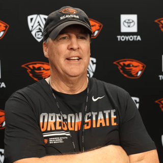 Oregon State DC Mike MacIntyre